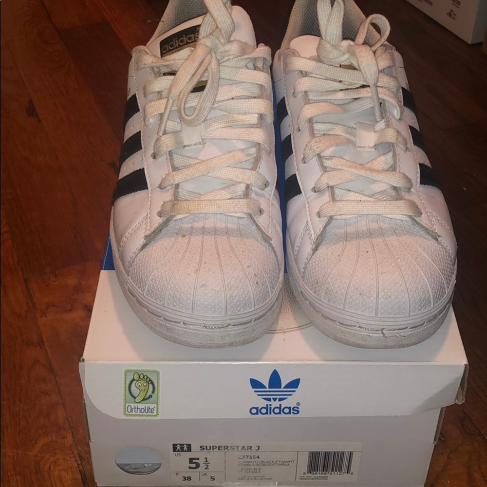 Adidas Superstar